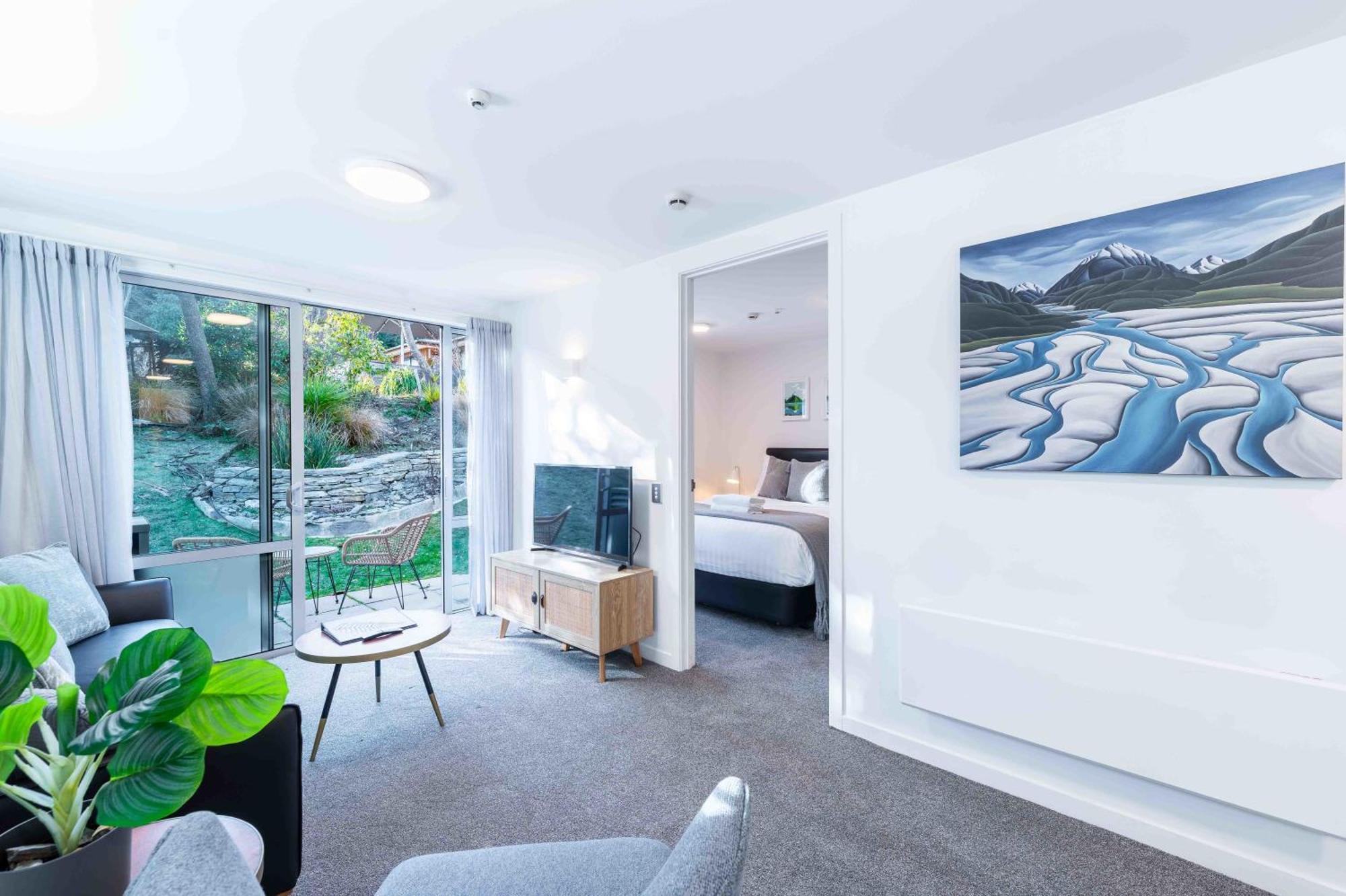 Central Luxury Apartment 114 Wanaka Exteriör bild